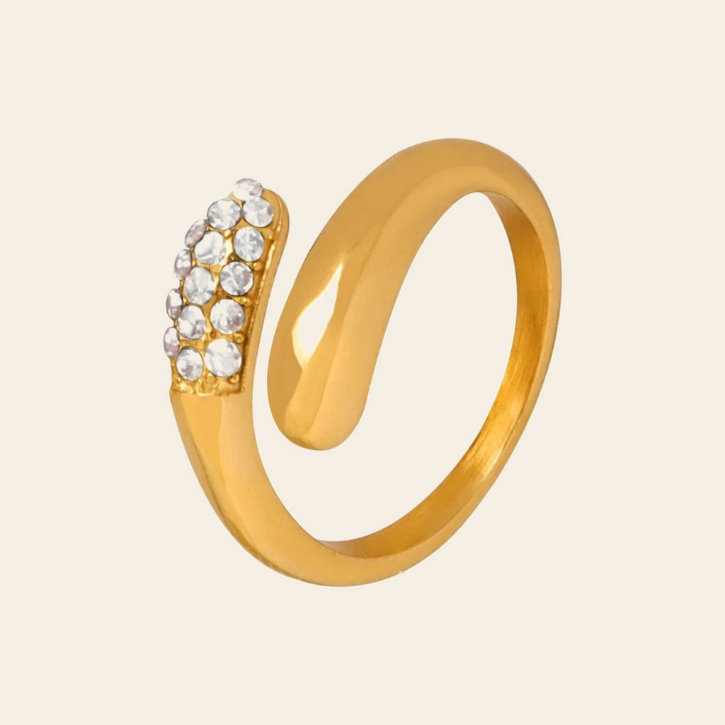The Dewdrop Ring with clear stones