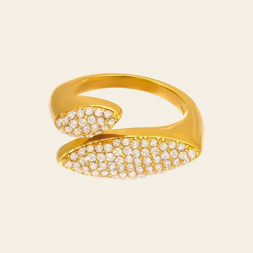 The Seraph Ring in gold